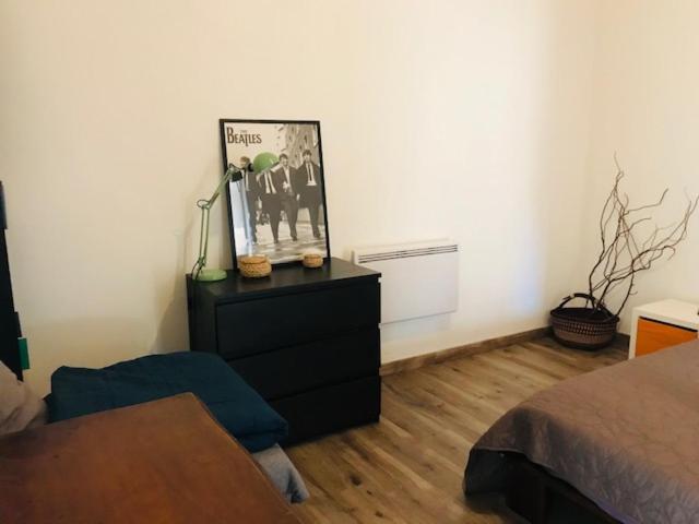 Grand LOFT 73m2 Renové Centre Ville vue jardin 8 couchages Sète Extérieur photo